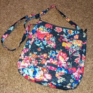 Vera Bradley Cotton Carson Mailbag Crossbody